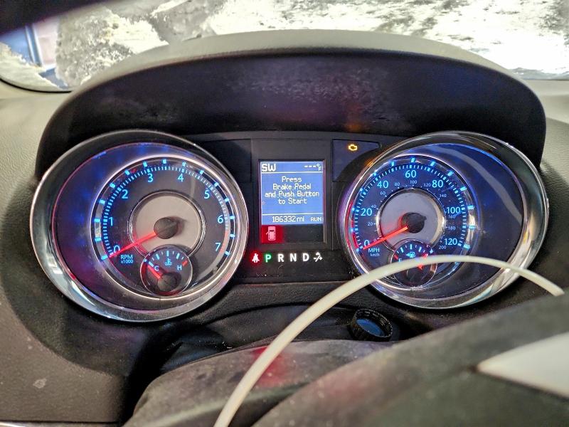 2016 Chrysler Town & Country მანქანა იყიდება აუქციონზე, vin: 2C4RC1BG4GR261243, აუქციონის ნომერი: 93811295