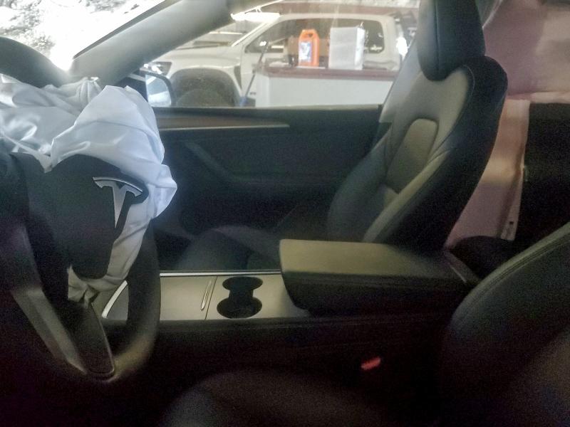 Продажа на аукционе авто 2025 Tesla Model Y, vin: 7SAYGAEE9SF272451, номер лота: 95538525