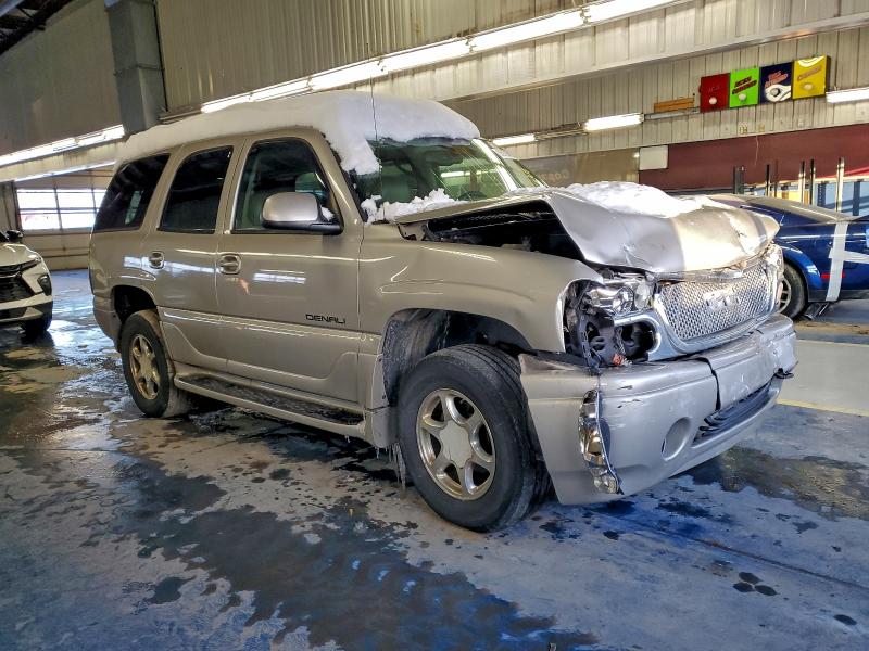 95970415 :رقم المزاد ، 1GKEK63UX4J128641 vin ، 2004 Gmc Yukon مزاد بيع