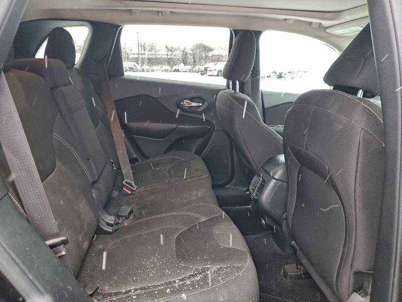 Продажа на аукционе авто 2015 Jeep Cherokee, vin: 1C4PJMCS0FW750097, номер лота: 94995445
