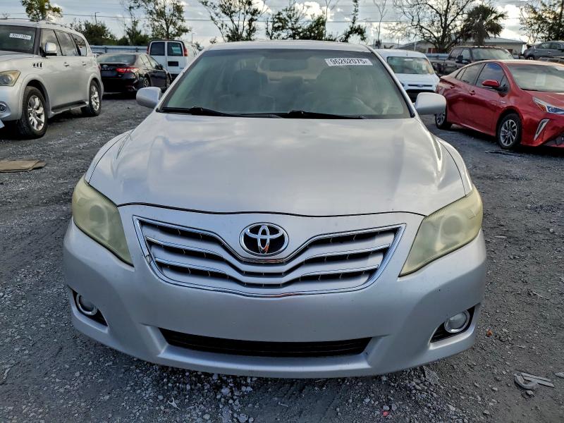 2010 Toyota Camry მანქანა იყიდება აუქციონზე, vin: 4T1BK3EK9AU109240, აუქციონის ნომერი: 96262075