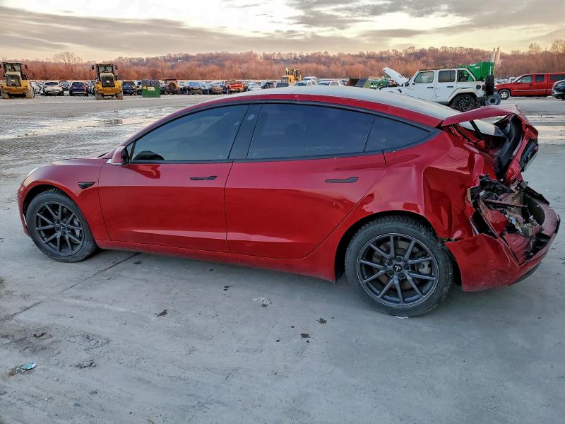 93418015 :رقم المزاد ، 5YJ3E1EB0JF120026 vin ، 2018 Tesla Model 3 مزاد بيع
