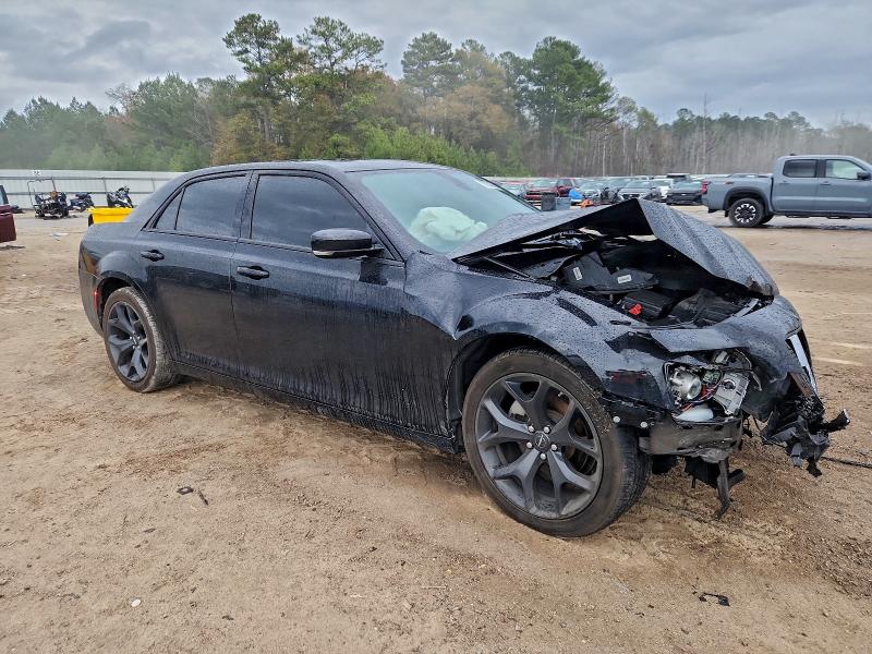 2022 Chrysler 300 მანქანა იყიდება აუქციონზე, vin: 2C3CCABG2NH184403, აუქციონის ნომერი: 97331585