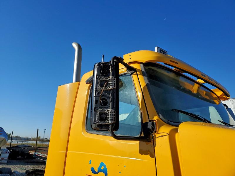 Aukcja sprzedaży 2016 Volvo Vnl, vin: 4V4NC9EH5GN944040, numer aukcji: 96343395