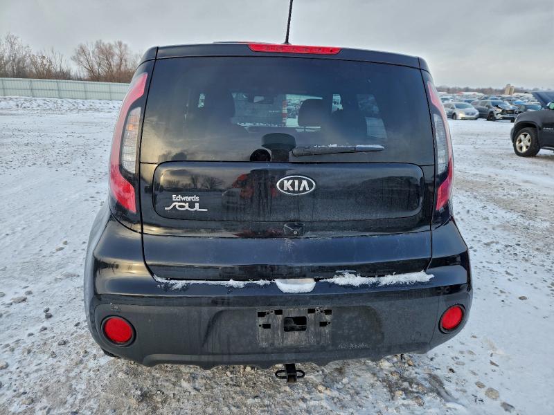 Продаж на аукціоні авто 2018 Kia Soul, vin: KNDJN2A23J7533888, номер лоту: 99121125