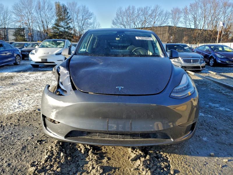 97009805 :رقم المزاد ، 7SAYGDEE1PA032249 vin ، 2023 Tesla Model Y مزاد بيع