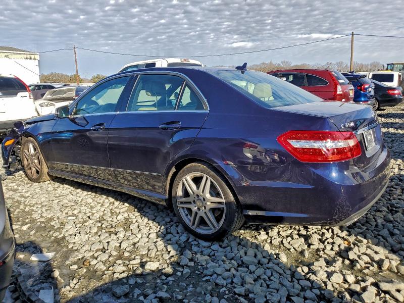 97370015 :رقم المزاد ، WDDHF8HB3BA279842 vin ، 2011 Mercedes-benz E مزاد بيع