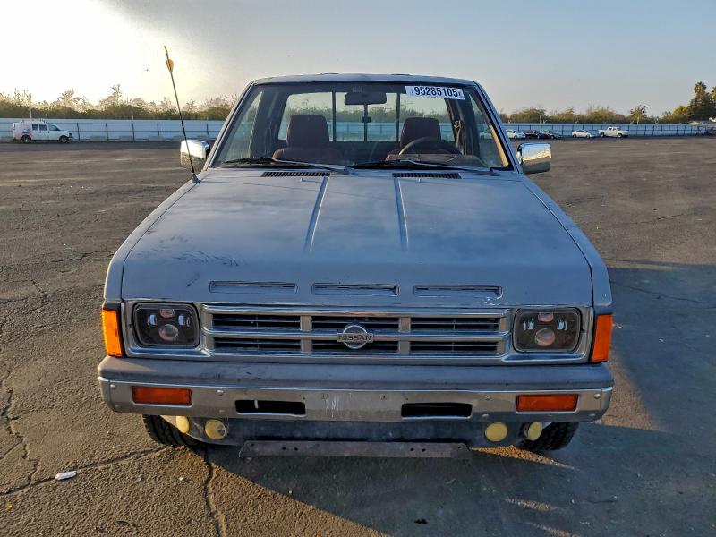 95285105 :رقم المزاد ، JN6HD16S1HW004067 vin ، 1987 Nissan D21 مزاد بيع