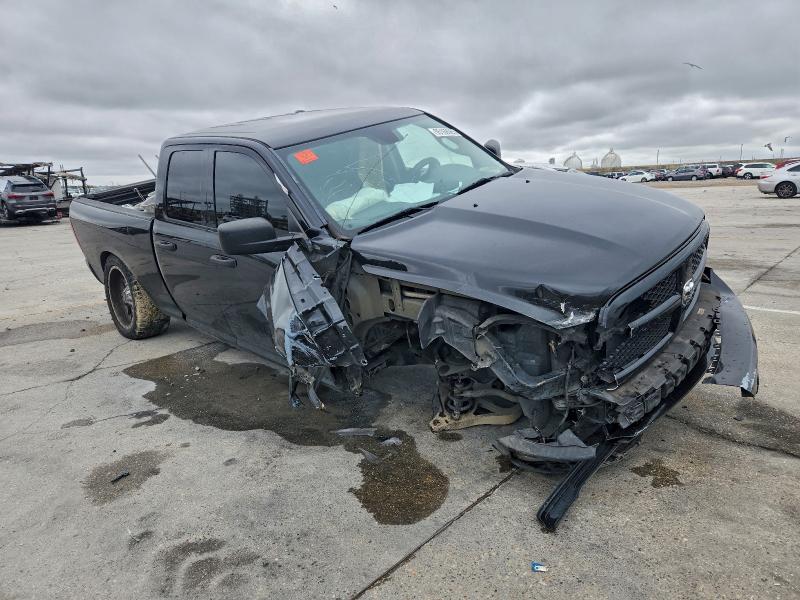 54249756 :رقم المزاد ، 1C6RR6FT0JS183074 vin ، 2018 Ram 1500 مزاد بيع
