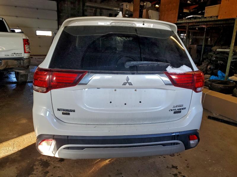 94674395 :رقم المزاد ، JA4AZ2A36KZ610797 vin ، 2019 Mitsubishi Outlander مزاد بيع