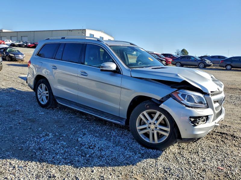 Продажа на аукционе авто 2015 Mercedes-benz Gl, vin: 4JGDF6EE9FA565661, номер лота: 97372265