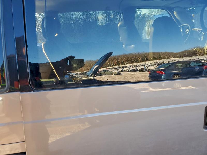 96996735 :رقم المزاد ، 1GNEL19W31B133309 vin ، 2001 Chevrolet Astro مزاد بيع