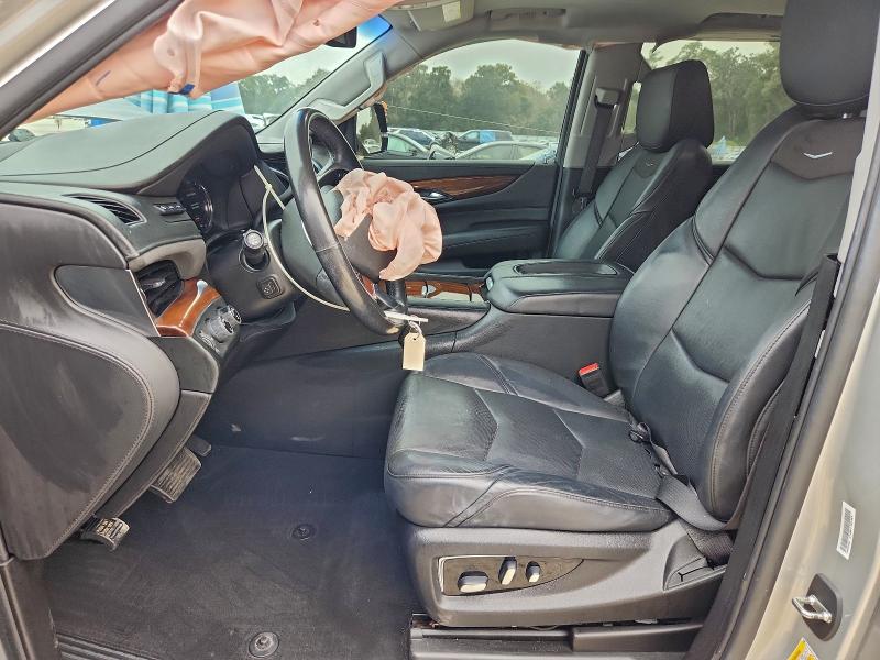 96163025 :رقم المزاد ، 1GYS4HKJ5KR270965 vin ، 2019 Cadillac Escalade مزاد بيع