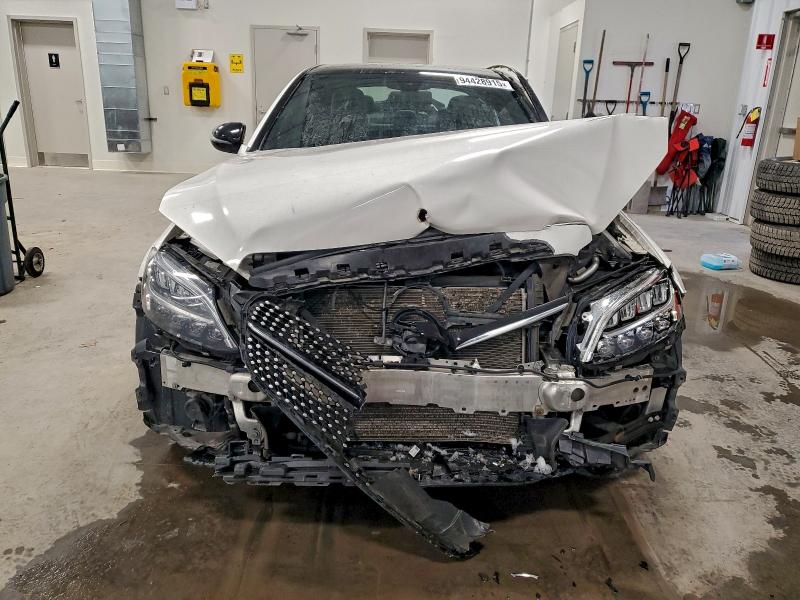 94428915 :رقم المزاد ، 55SWF8EB1LU334673 vin ، 2020 Mercedes-benz C مزاد بيع
