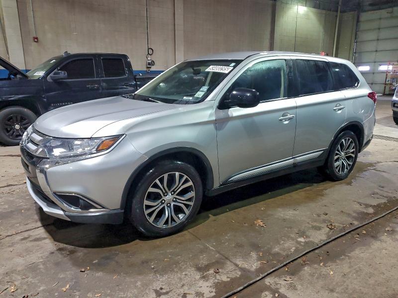 Продаж на аукціоні авто 2018 Mitsubishi Outlander, vin: JA4AD2A3XJZ052000, номер лоту: 93480295