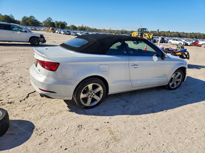 Продаж на аукціоні авто 2018 Audi A3, vin: WAU78LFF1J1004264, номер лоту: 97204425