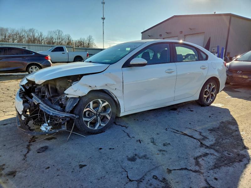 2019 Kia Forte მანქანა იყიდება აუქციონზე, vin: 3KPF24AD8KE111306, აუქციონის ნომერი: 95841295