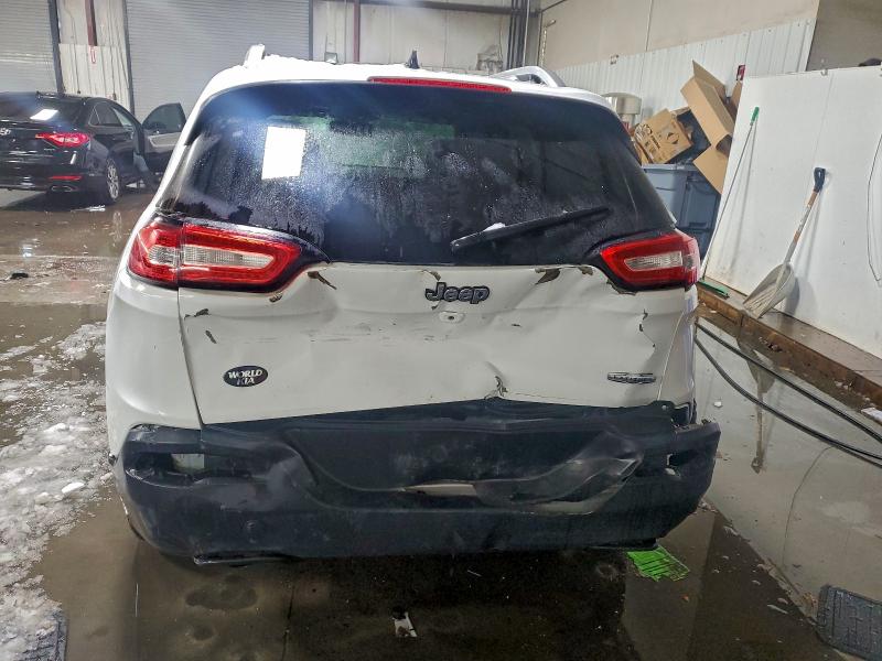 95276935 :رقم المزاد ، 1C4PJLCB0FW657560 vin ، 2015 Jeep Cherokee مزاد بيع