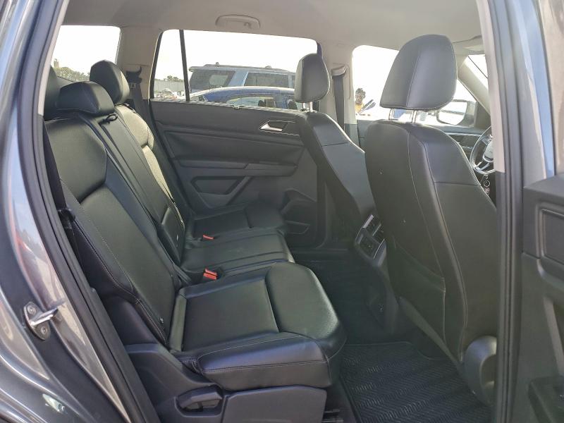 97238105 :رقم المزاد ، 1V2DR2CA4JC525195 vin ، 2018 Volkswagen Atlas مزاد بيع