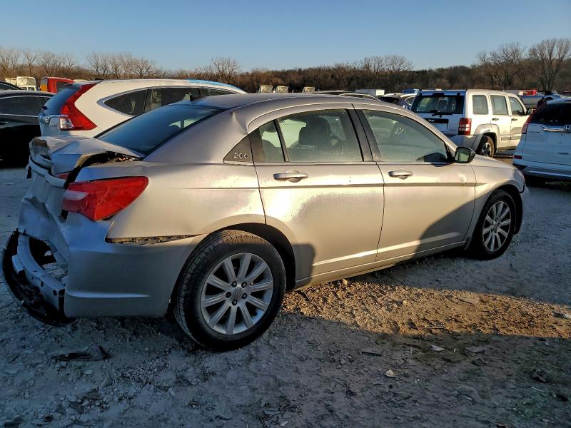2013 Chrysler 200 მანქანა იყიდება აუქციონზე, vin: 1C3CCBBG7DN527489, აუქციონის ნომერი: 98500865