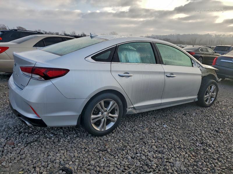 2018 Hyundai Sonata Spo მანქანა იყიდება აუქციონზე, vin: 5NPE34AF4JH695773, აუქციონის ნომერი: 98148705