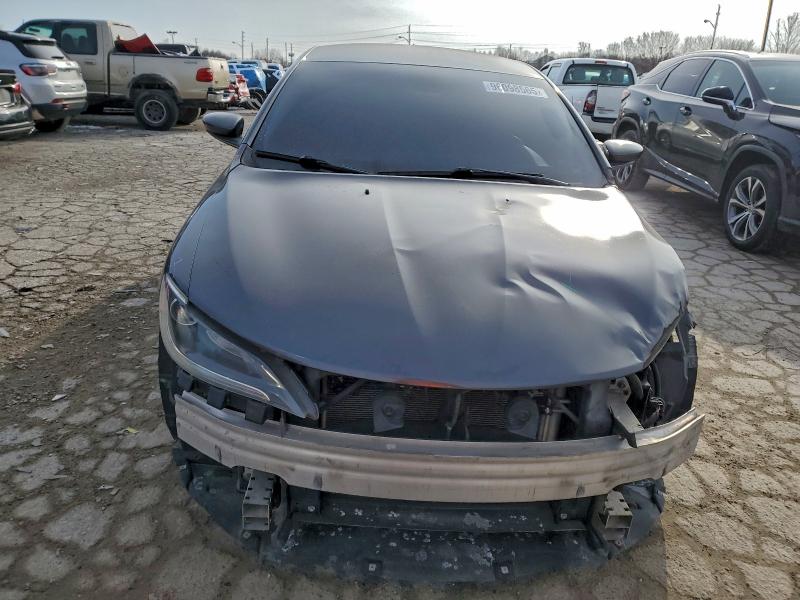 96098565 :رقم المزاد ، 1C3CCCAB5FN723932 vin ، 2015 Chrysler 200 Limite مزاد بيع