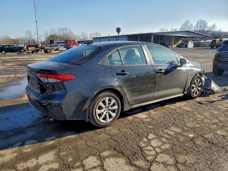 97165465 :رقم المزاد ، 5YFEPMAE3NP386686 vin ، 2022 Toyota Corolla مزاد بيع