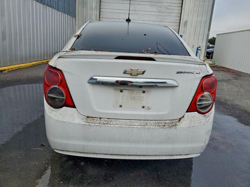 Продажа на аукционе авто 2015 Chevrolet Sonic Lt, vin: 1G1JC5SH6F4180171, номер лота: 94351465