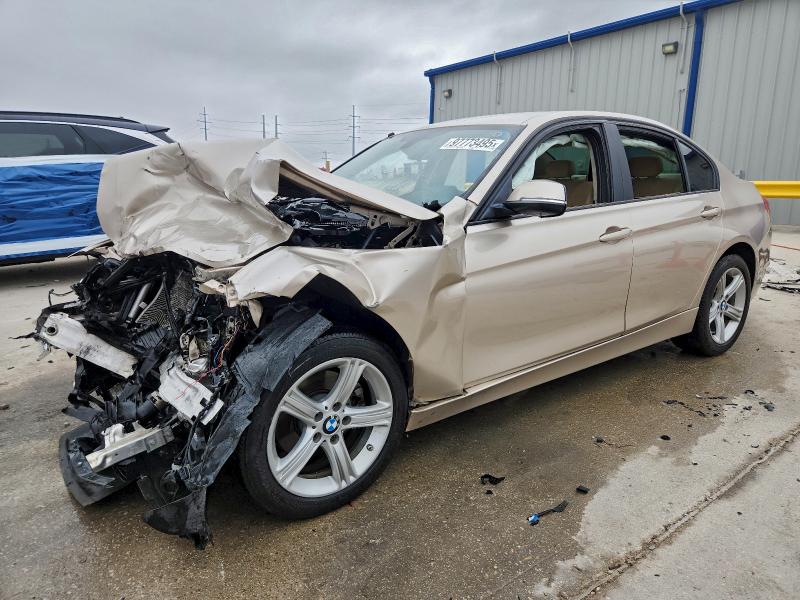 97773495 :رقم المزاد ، WBA3B1G58ENS81387 vin ، 2014 Bmw 320 مزاد بيع