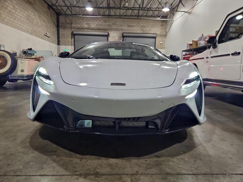 Продажа на аукционе авто 2025 Mclaren Automotive Artura, vin: SBM16BEA7SW003341, номер лота: 95918295