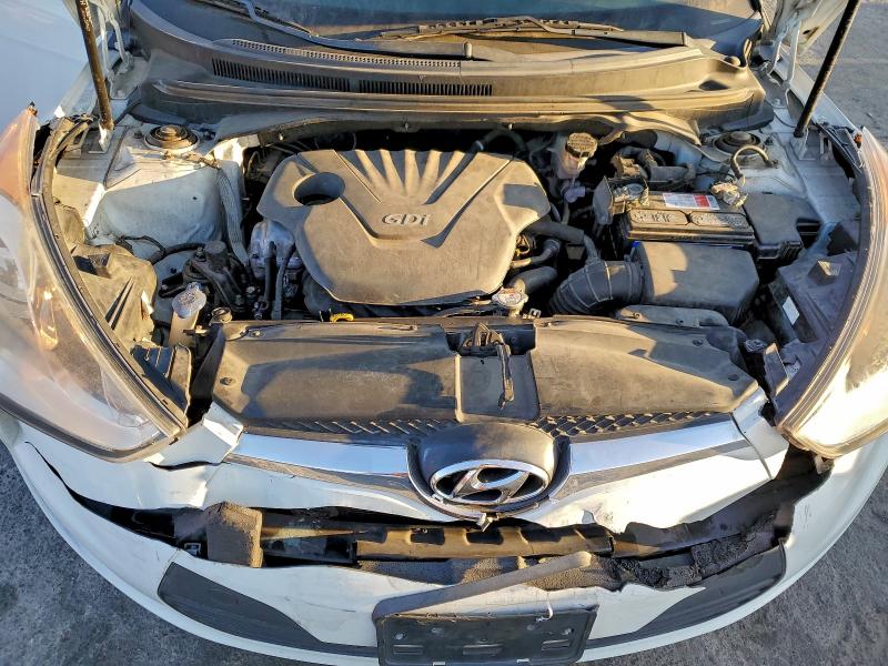 2015 Hyundai Veloster მანქანა იყიდება აუქციონზე, vin: KMHTC6AD1FU224674, აუქციონის ნომერი: 96931215