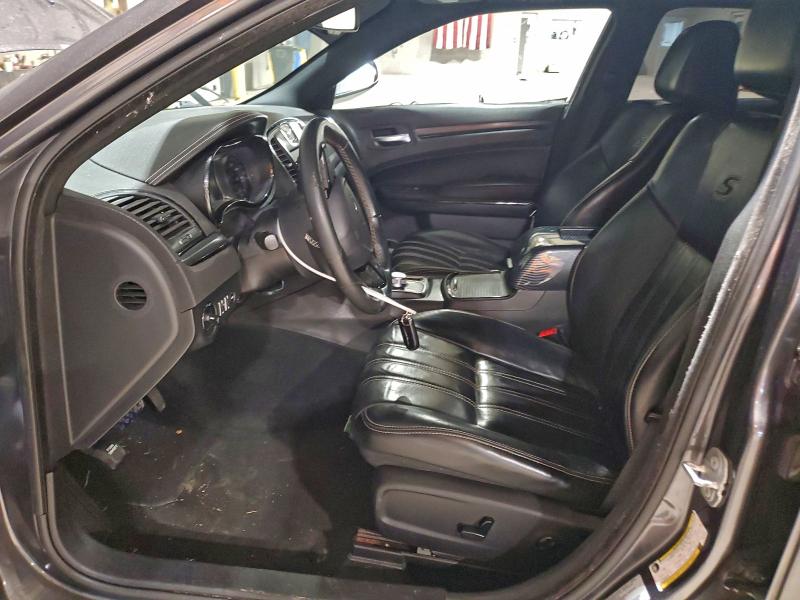94692145 :رقم المزاد ، 2C3CCAGG3GH213063 vin ، 2016 Chrysler 300 مزاد بيع