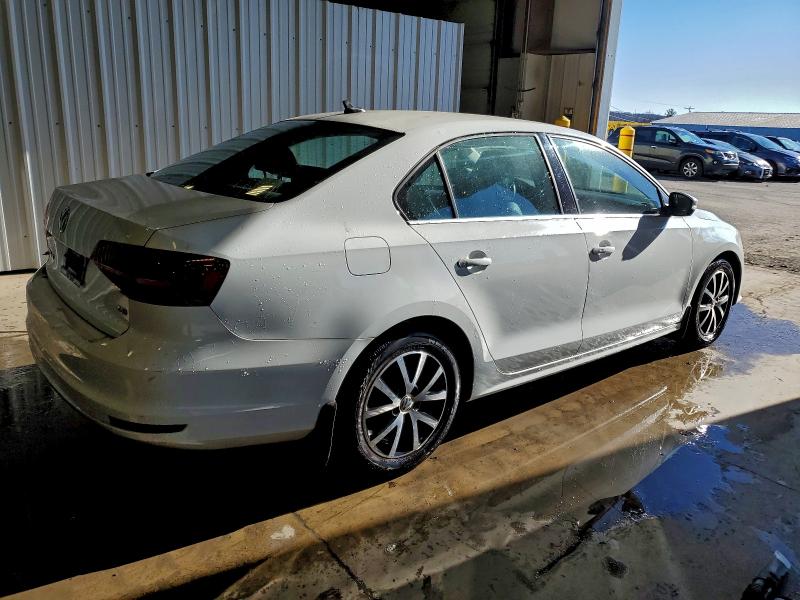 94491075 :رقم المزاد ، 3VWB67AJ6HM222474 vin ، 2017 Volkswagen Jetta مزاد بيع