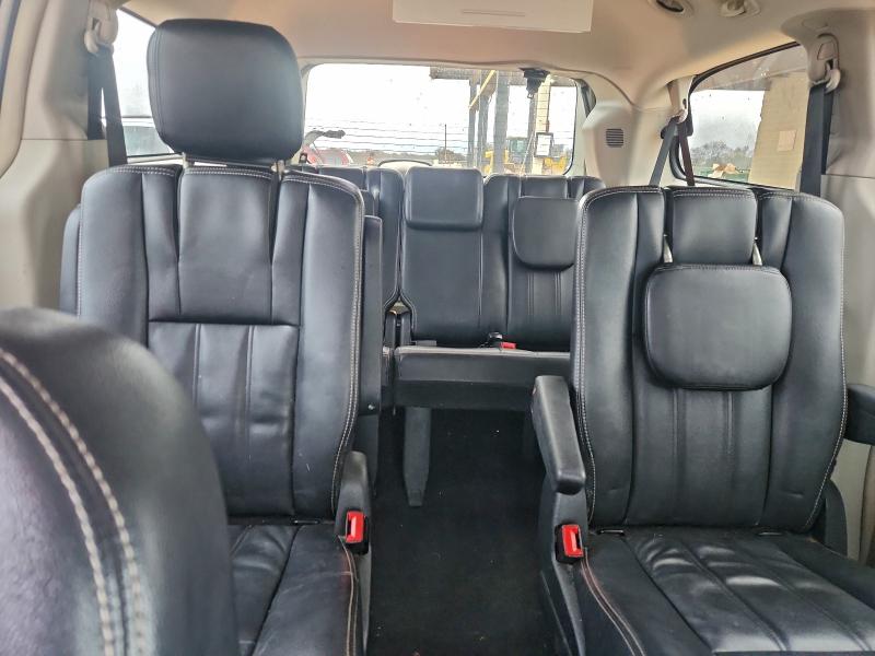 2014 Chrysler Town & Country მანქანა იყიდება აუქციონზე, vin: 2C4RC1BG5ER256842, აუქციონის ნომერი: 97843335