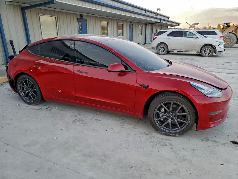 93418015 :رقم المزاد ، 5YJ3E1EB0JF120026 vin ، 2018 Tesla Model 3 مزاد بيع