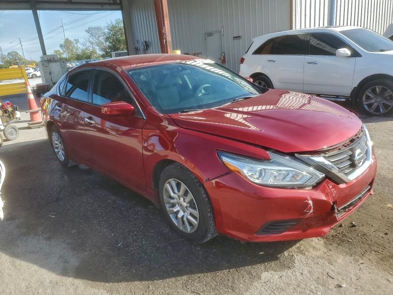 Продаж на аукціоні авто 2018 Nissan Altima, vin: 1N4AL3AP2JC105279, номер лоту: 95837575