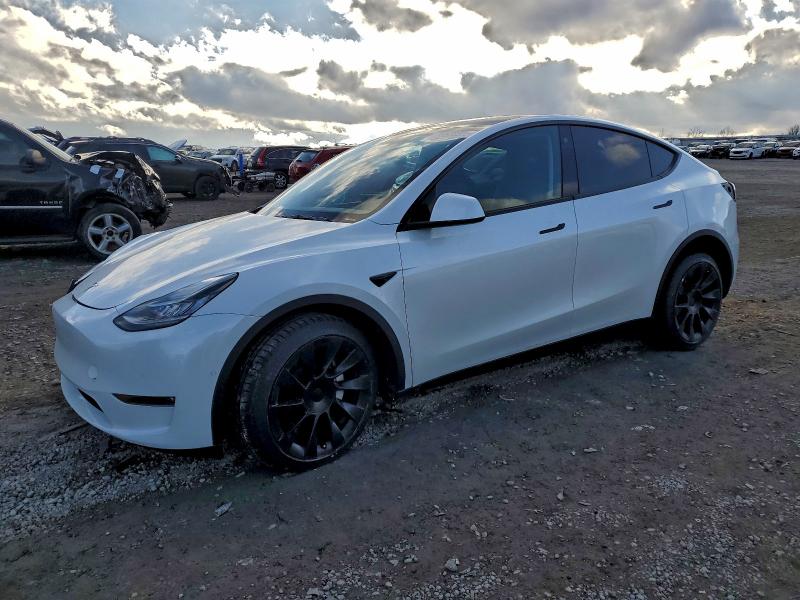 96528035 :رقم المزاد ، 7SAYGDEE0NA018310 vin ، 2022 Tesla Model Y مزاد بيع