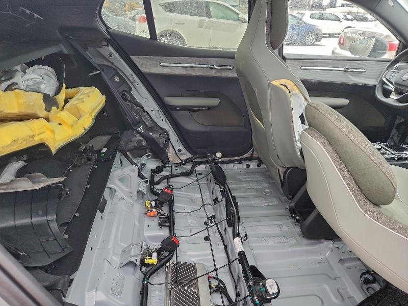 95276945 :رقم المزاد ، YV4EK3ZK3SS111183 vin ، 2025 Volvo Ex30 مزاد بيع