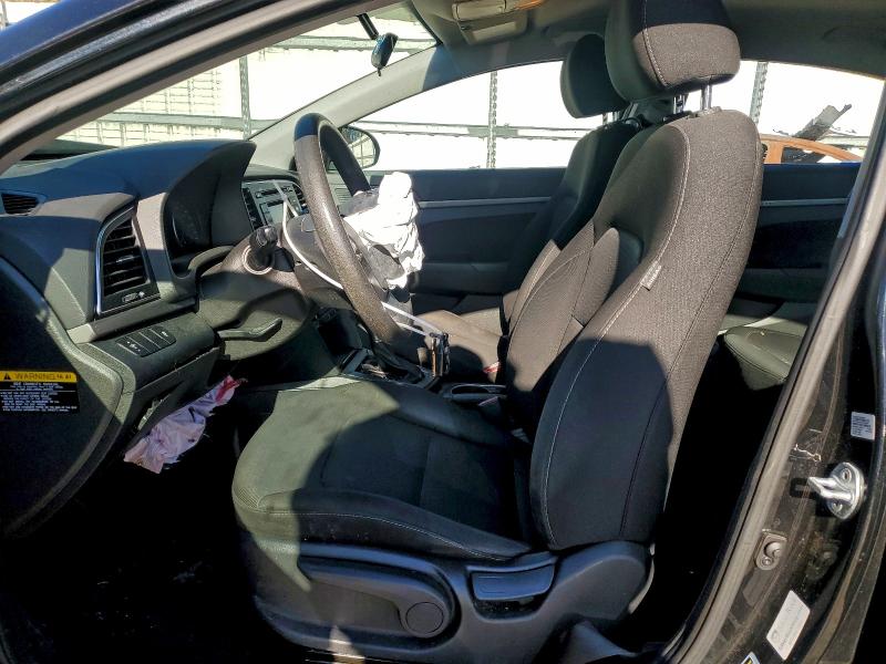 Продаж на аукціоні авто 2018 Hyundai Elantra, vin: 5NPD74LF3JH353177, номер лоту: 97290315