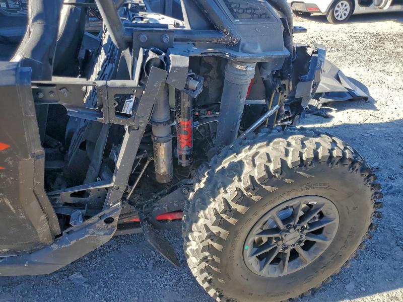 95788825 :رقم المزاد ، 3NSSPD921SG135582 vin ، 2025 Polaris Rzr مزاد بيع