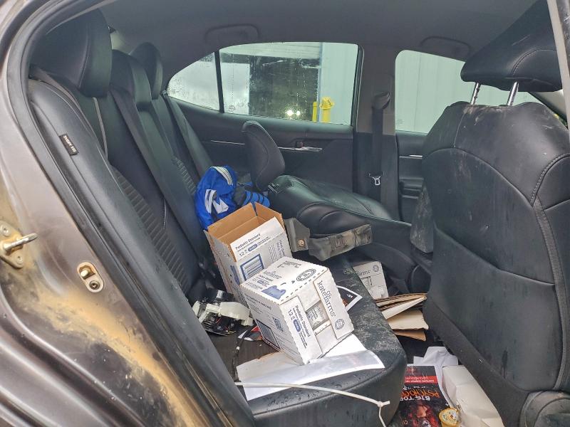 94675675 :رقم المزاد ، 4T1G11AK8LU306499 vin ، 2020 Toyota Camry Se مزاد بيع