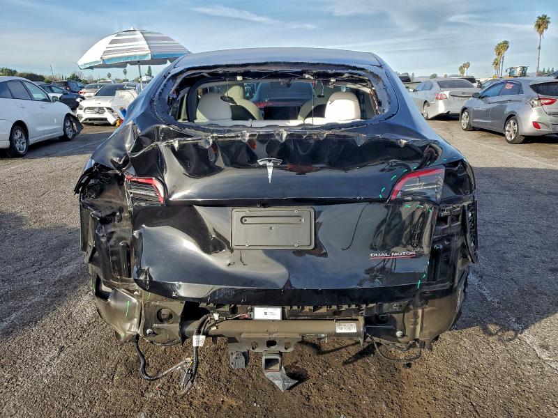 97204915 :رقم المزاد ، 7SAYGDEF0NF530581 vin ، 2022 Tesla Model Y مزاد بيع
