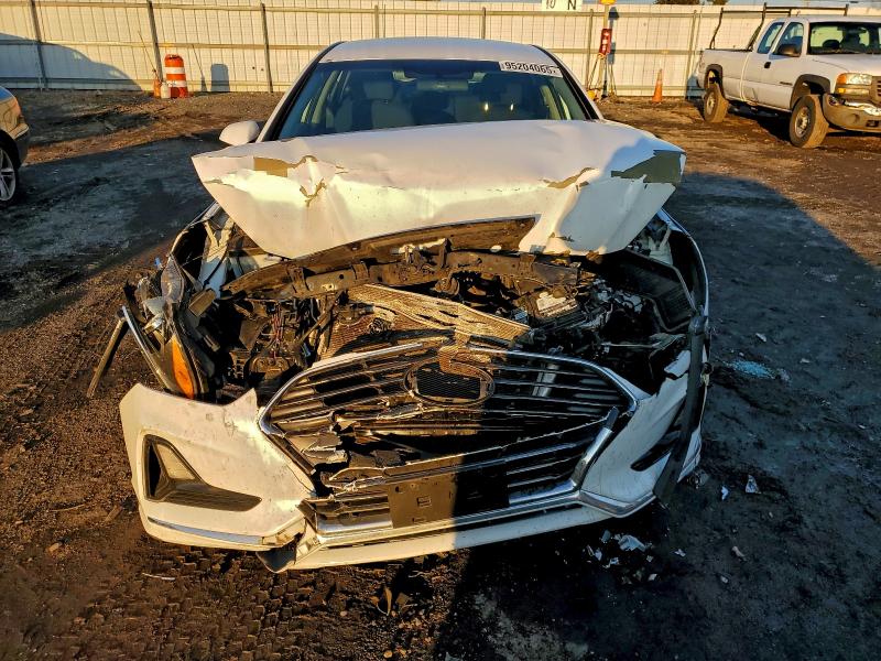 Продажа на аукционе авто 2019 Hyundai Sonata, vin: 5NPE24AF4KH743678, номер лота: 95204065