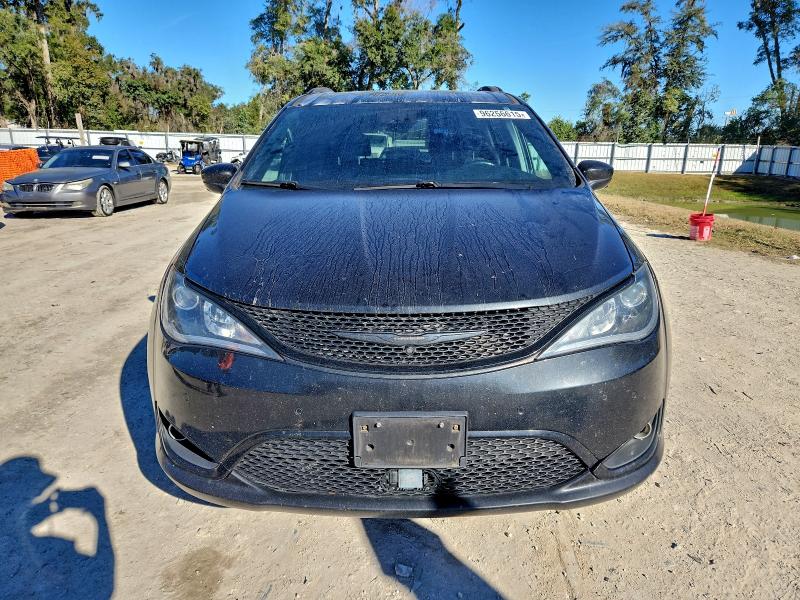 96256615 :رقم المزاد ، 2C4RC3BG2LR288432 vin ، 2020 Chrysler Pacifica مزاد بيع