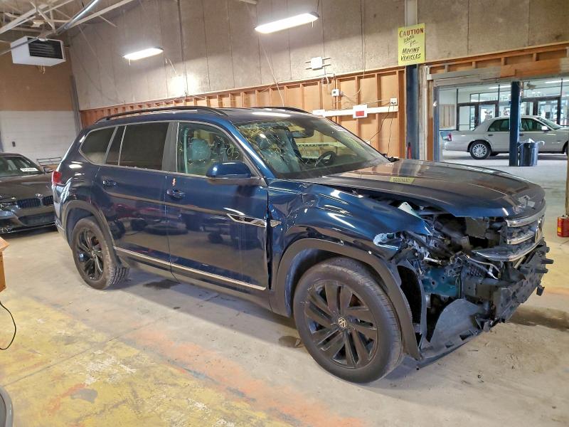 98815275 :رقم المزاد ، 1V2NR2CA1MC562343 vin ، 2021 Volkswagen Atlas Se مزاد بيع