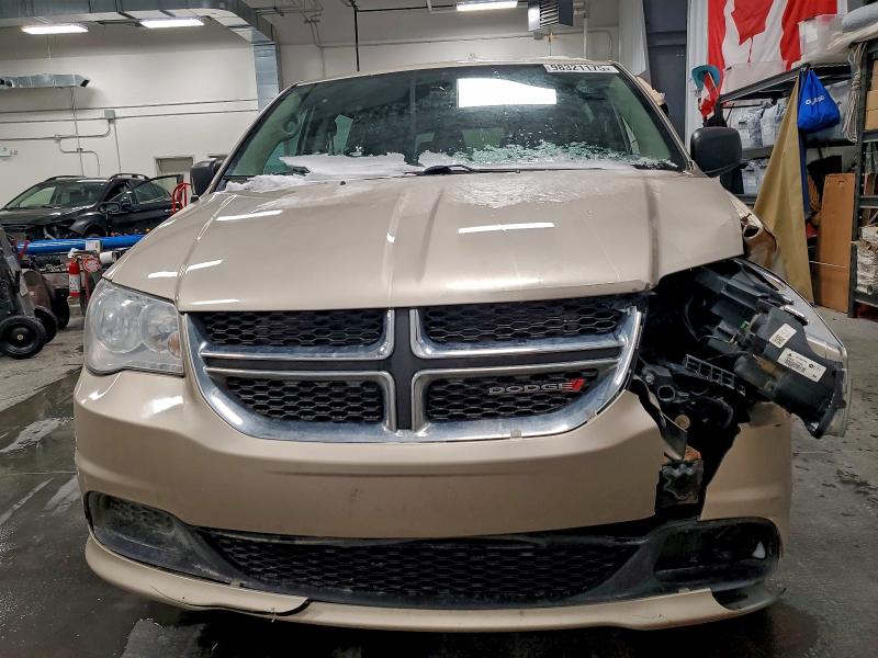 2015 Dodge Grand Cara მანქანა იყიდება აუქციონზე, vin: 2C4RDGBG8FR640843, აუქციონის ნომერი: 98321175