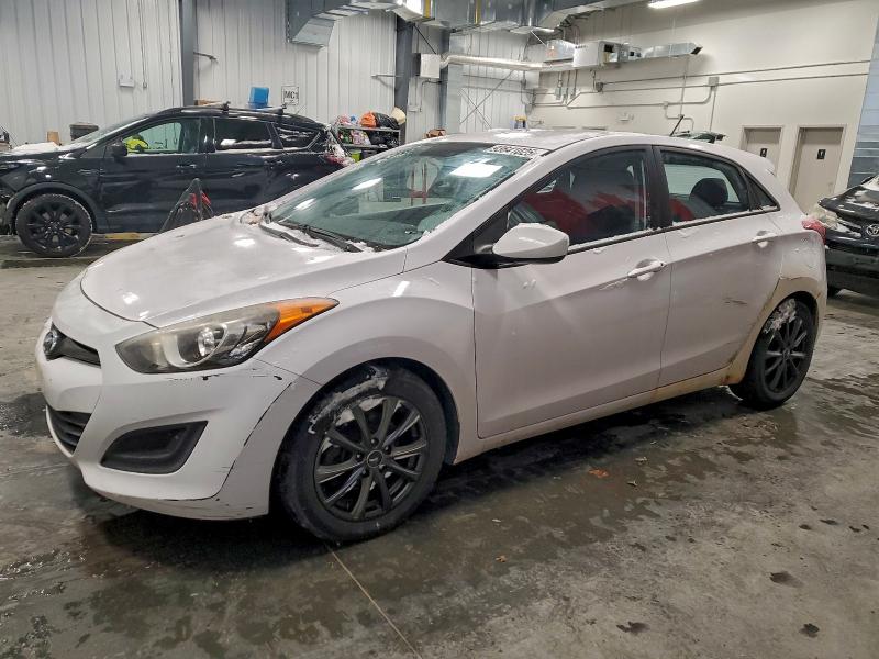 Продаж на аукціоні авто 2014 Hyundai Elantra Gt, vin: KMHD25LH9EU210022, номер лоту: 93641025