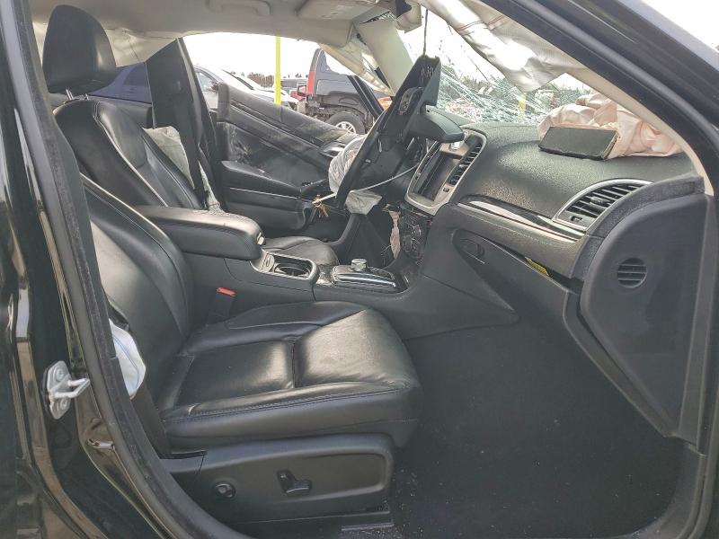97988575 :رقم المزاد ، 2C3CCARG6KH690060 vin ، 2019 Chrysler 300 مزاد بيع