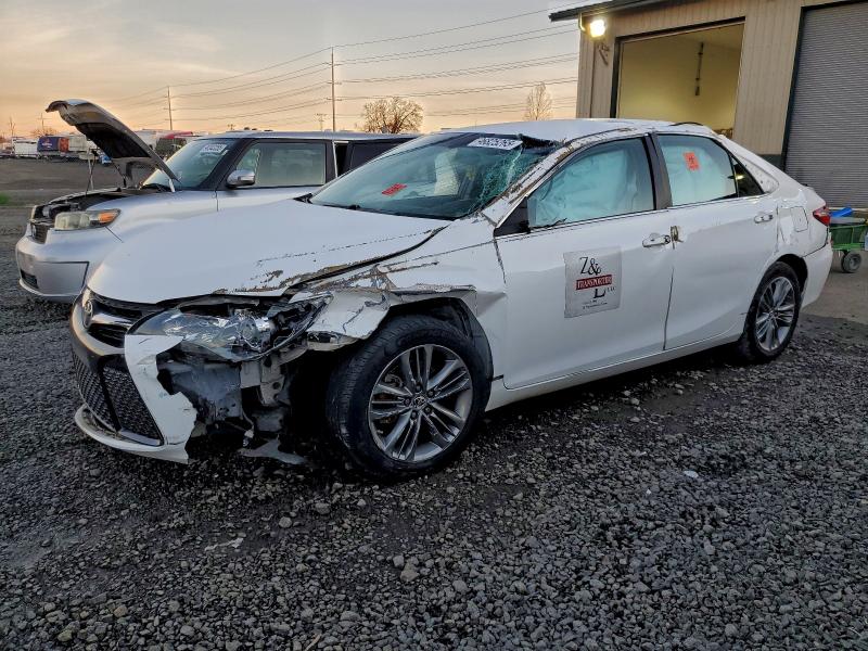 2015 Toyota Camry მანქანა იყიდება აუქციონზე, vin: 4T1BF1FK6FU035760, აუქციონის ნომერი: 96825265