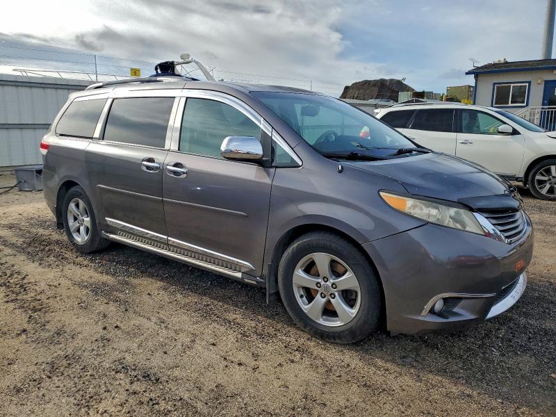 2013 Toyota Sienna Xle მანქანა იყიდება აუქციონზე, vin: 5TDYK3DC7DS296544, აუქციონის ნომერი: 99018755